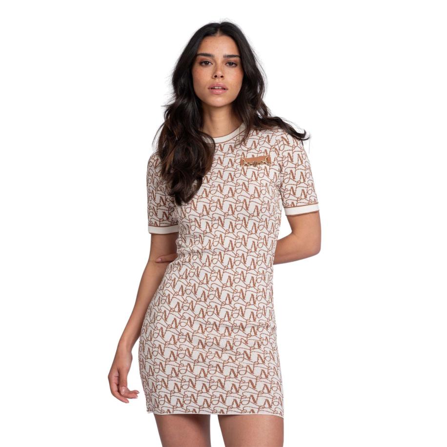 Nikkie Imphal Jurk Bruin