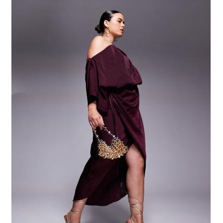 ASOS DESIGN Curve Satijnen midi jurk met afhangende schouder wikkelrok in bordeauxrood