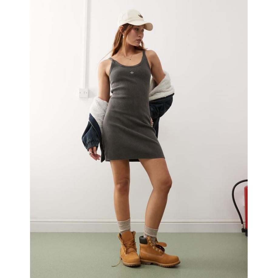 adidas Originals Geribbelde mini jurk in zwart Zwart