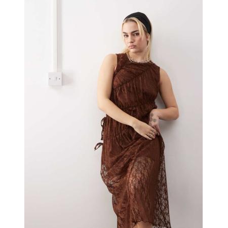 Reclaimed Vintage Maxi jurk van kant met asymmetrische rijgdetails in bruin-Veelkleurig