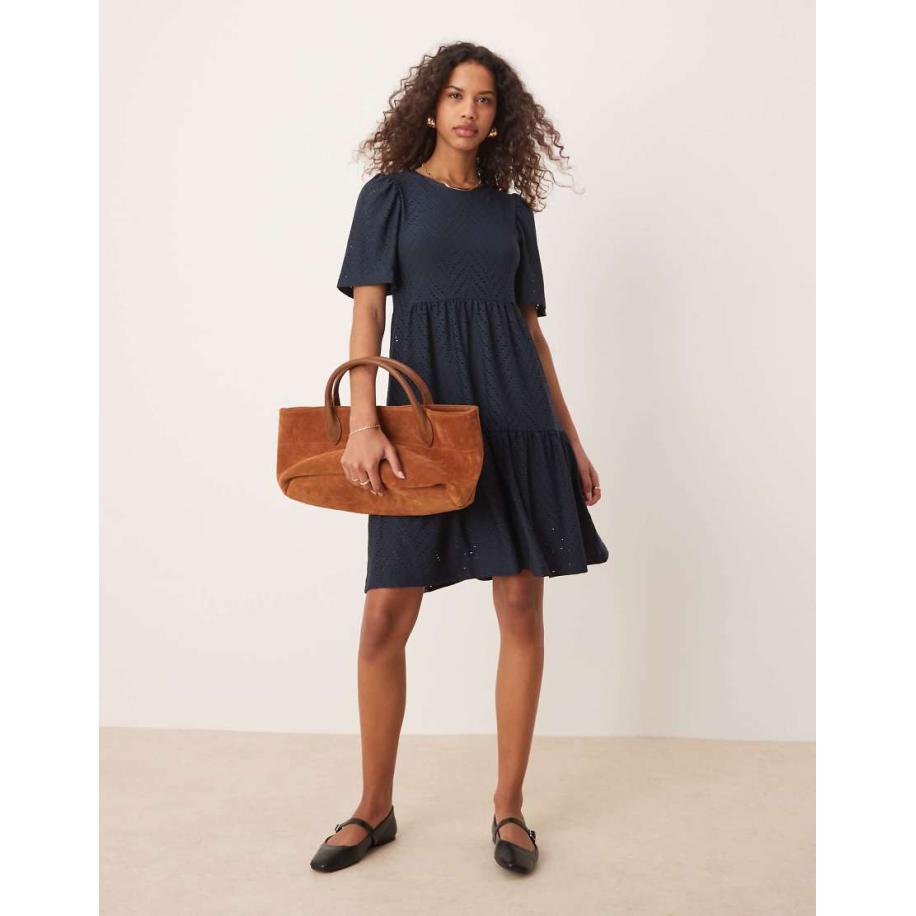 JDY Mini jurk van broderie met stroken in marineblauw Blauw