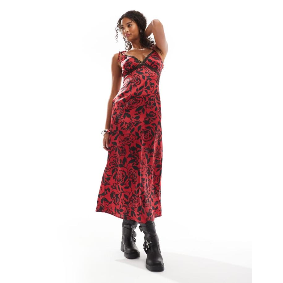 Wednesday's Girl Cami-jurk met rozenprint en kanten inzet in rood en zwart Rood
