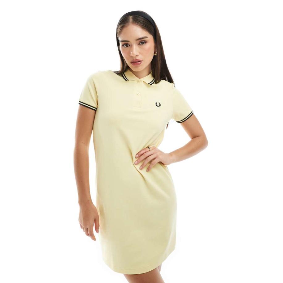 Fred Perry Polojurk met dubbel gekleurd randje in geel/zwart Geel