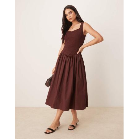 Nobody's Child Thalia Midi jurk met opengewerkt lijfje en druppelzoom in chocolade-Bruin