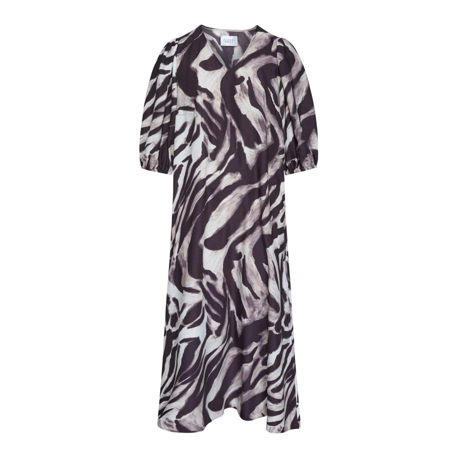 SISTERS POINT Jurk VENTIA aubergine / sering / wolwit Paars