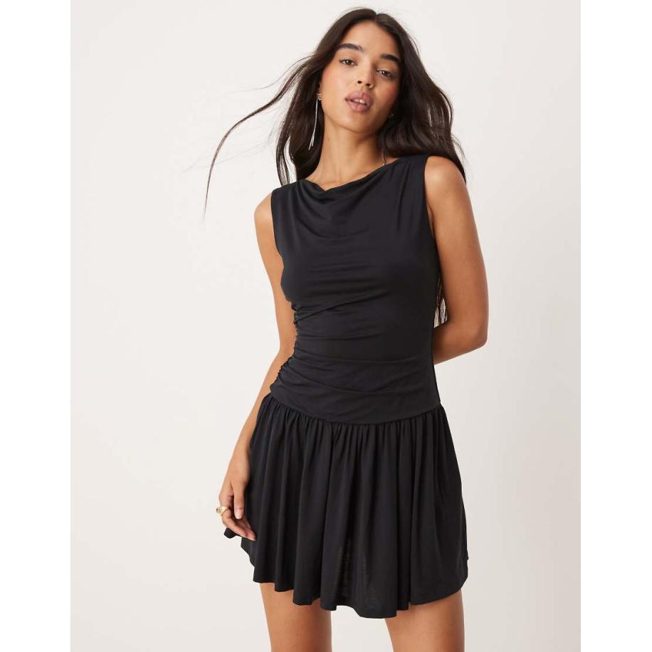 Forever New Mini jurk van gerimpelde jersey in zwart Zwart