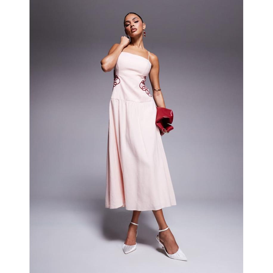 Forever New Maxi jurk met geborduurde taille en verlaagde zoom in poederroze Roze
