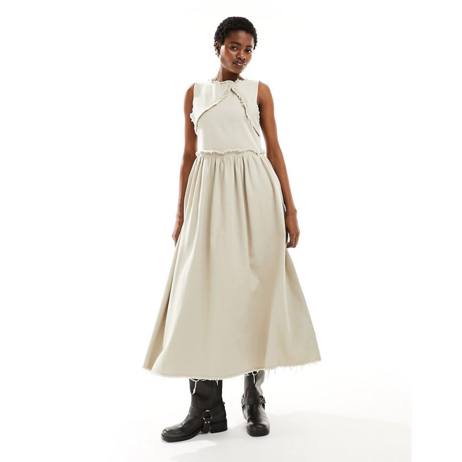 COLLUSION Aangerimpelde maxi jurk van keperstof met onafgewerkte zoom in stone-Grijs Grijs