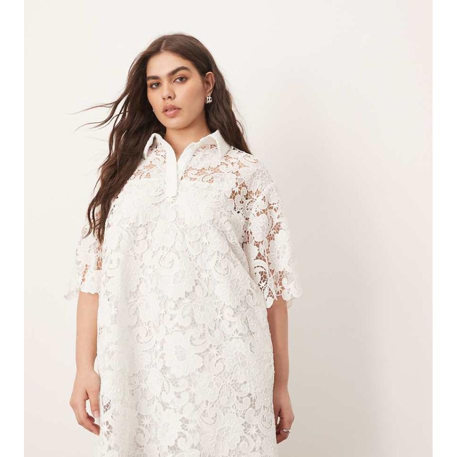 ARRANGE Curve Mini-T-shirtjurk van kant met polokraag in wit Wit