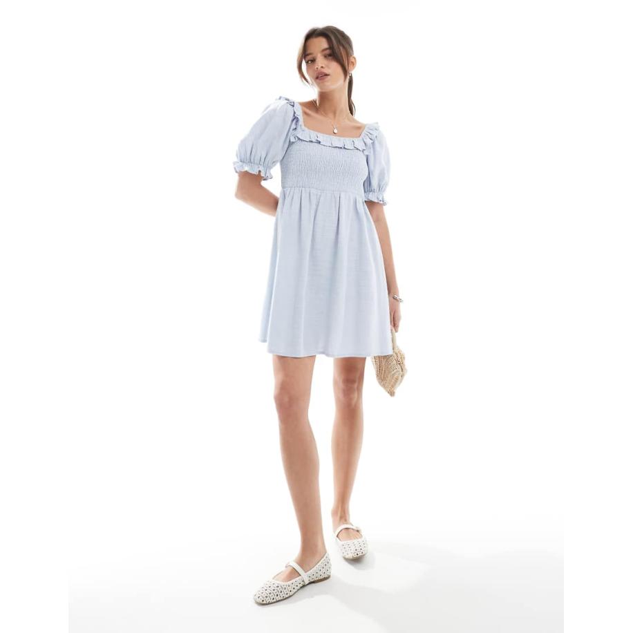 New Look Gesmokte mini-jurk met ruches in blauw Blauw