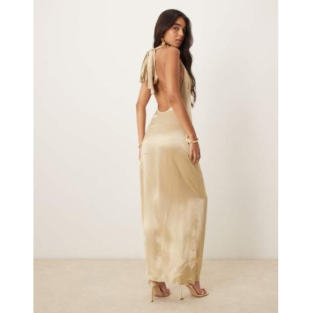 Pretty Lavish Gerimpelde maxi jurk met strik in goud