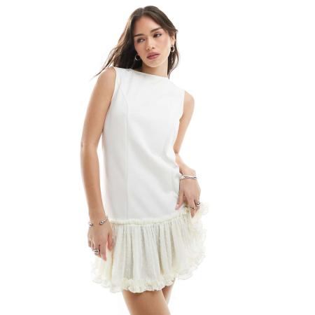 Miss Selfridge Mouwloze mini-jurk met verlaagde taille in wit