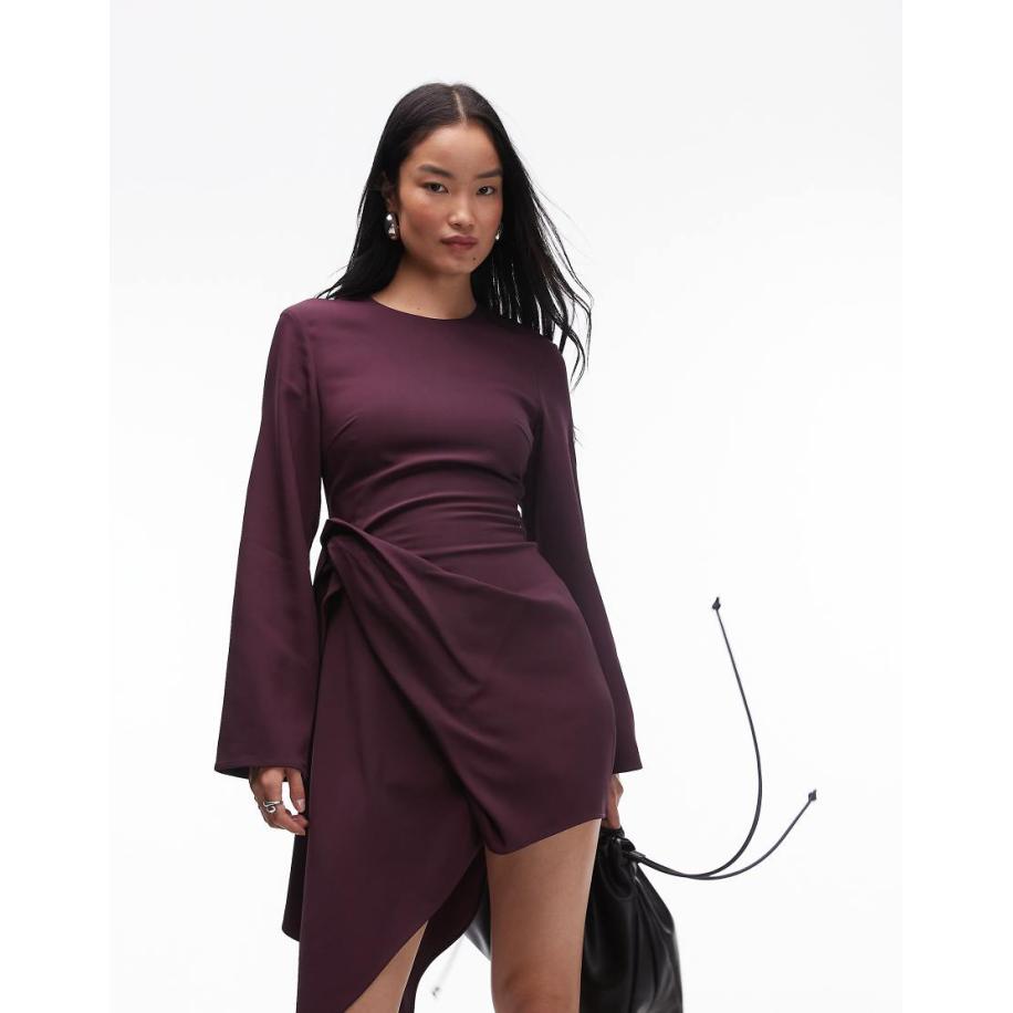 & Other Stories Mini-jurk met stretch en asymmetrisch gedrapeerd sleepdetail in bordeauxrood-Paars Paars