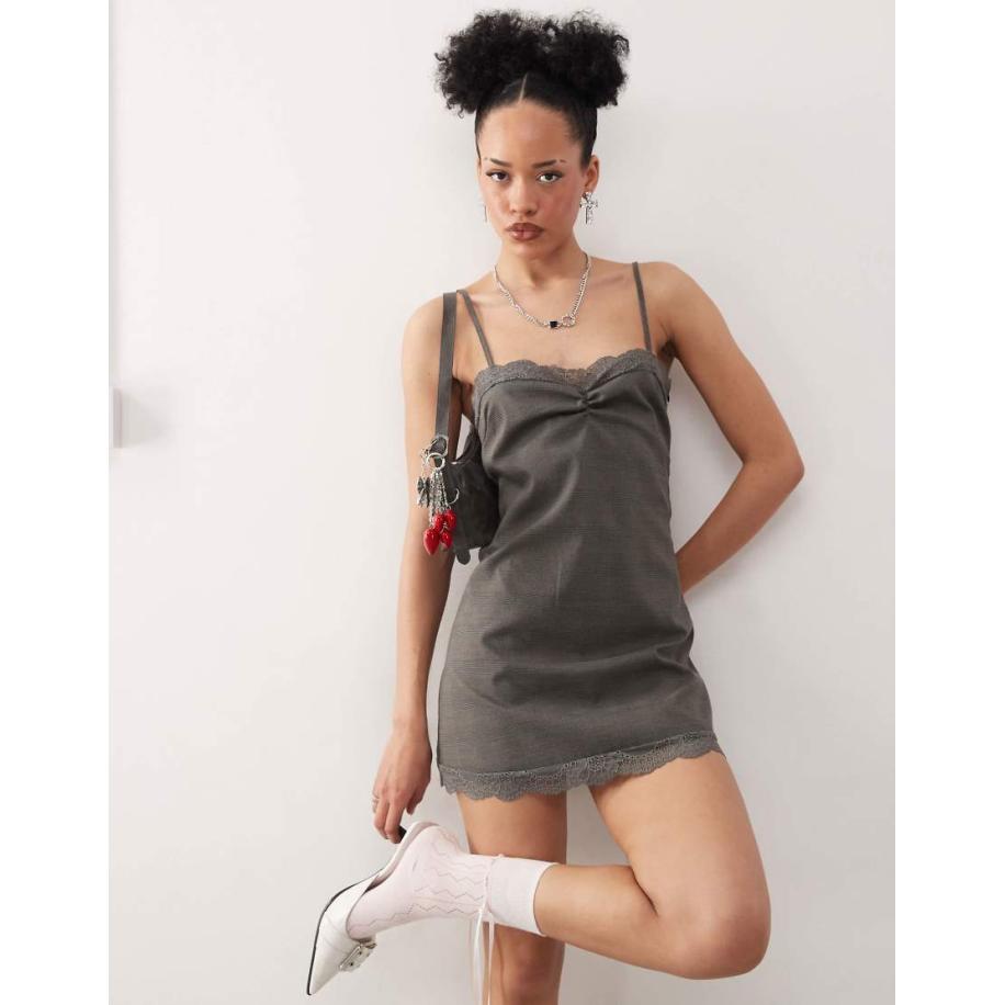 Motel Larna Geruite mini jurk met kanten rand in grijs Grijs