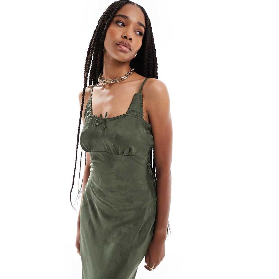 ASOS DESIGN Tall Midi cami-slipdress van jacquard, bh-detail en gerimpelde buste in bosgroen Groen