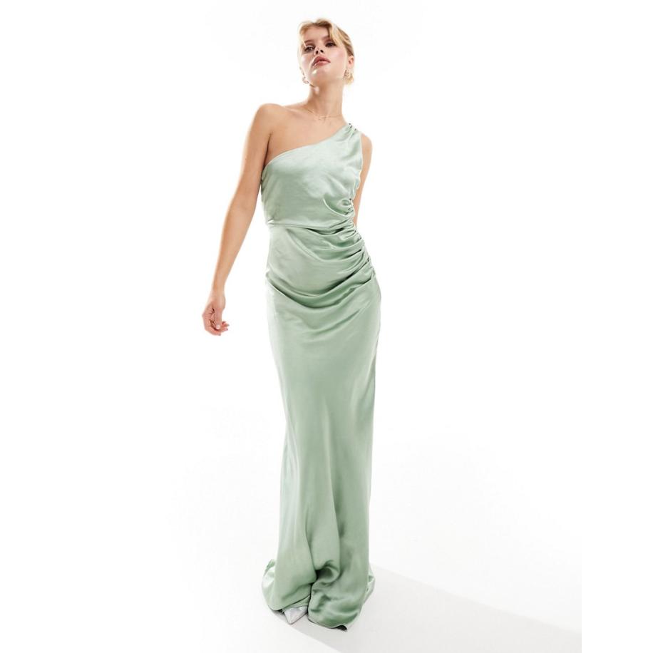 Six Stories Bruidsmeisjes Satijnen maxi jurk met blote schouder in saliegroen Groen