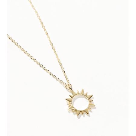 Pieces Ketting met hemels zonhangertje in goud