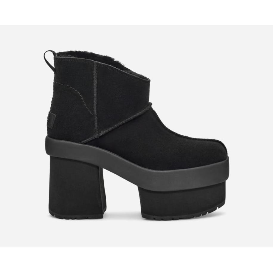 UGG® New Heights Platform Mini-laars in Black, Maat 41, Suede Zwart