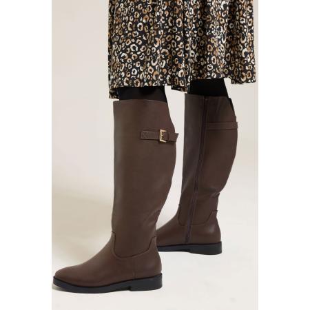 Yours Bruine Imitatieleren Kniehoge Laarzen Met Gespdetail In Extra Brede Eeepasvormsize 42EEE