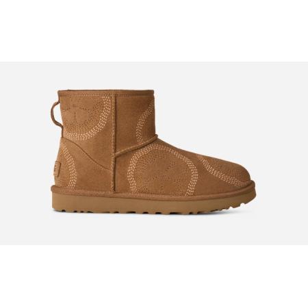 UGG® Classic Mini Fleur in Brown, Maat 41, Wol/Polyester