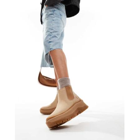 Timberland Roxie Lane Chelsea boots met dikke zool in beige nubuck-Neutraal