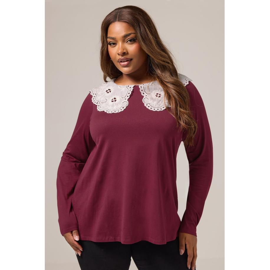 Yours Curve Bordeauxrode Top Met Broderie Anglaise En Oversized Kraag Size 66-68 Rood