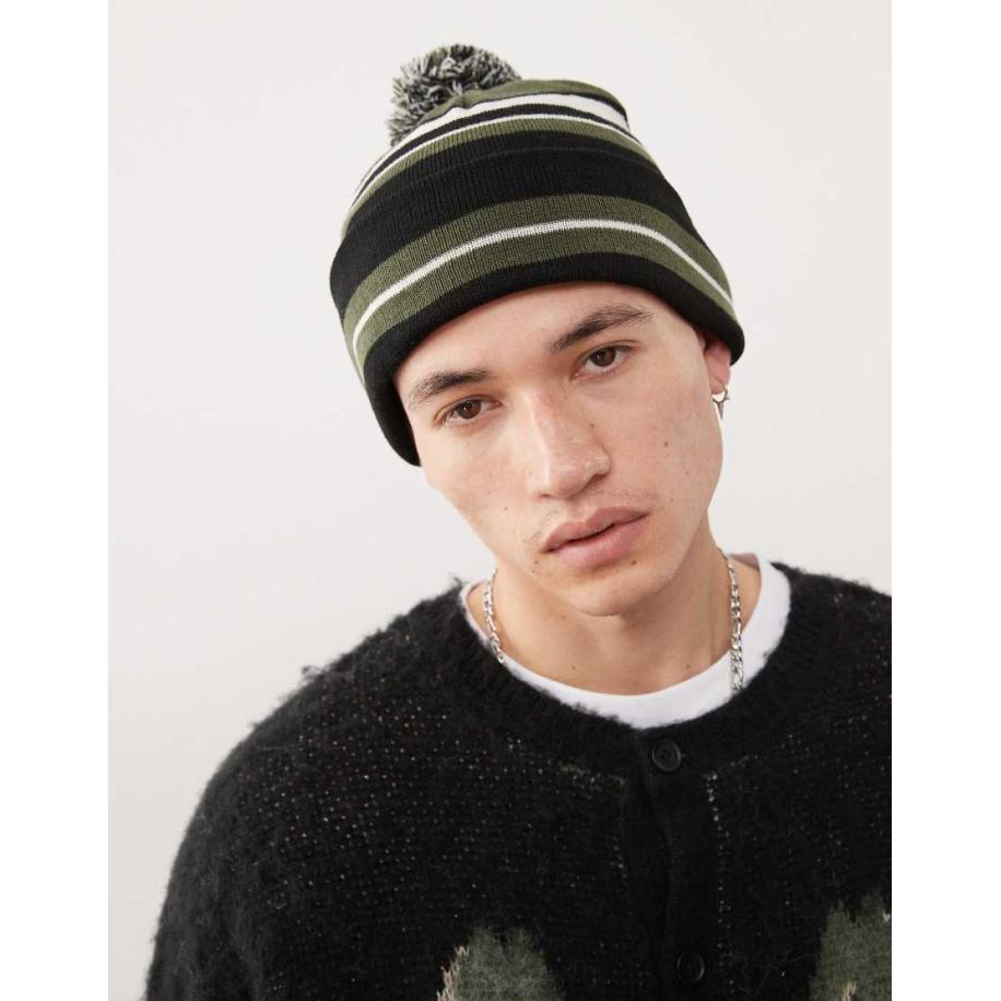 Weekday - Gestreepte skater-beanie met pompon in kaki en zwart Zwart