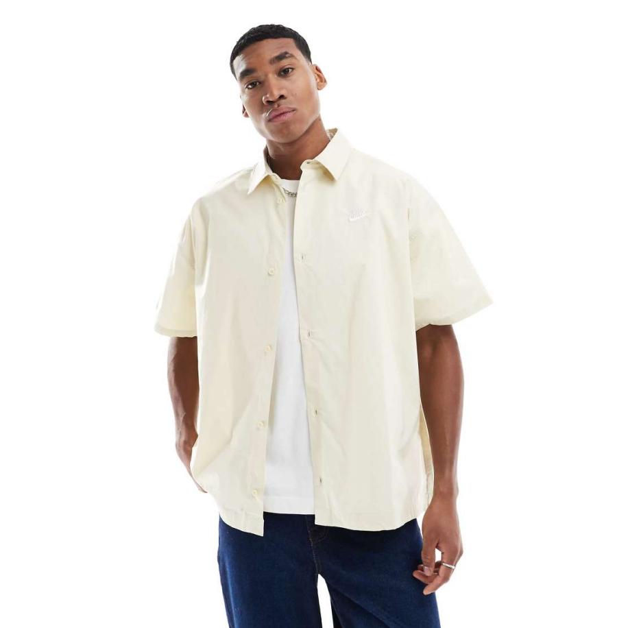 Nike - Club - Geweven overhemd in beige-Groen Groen