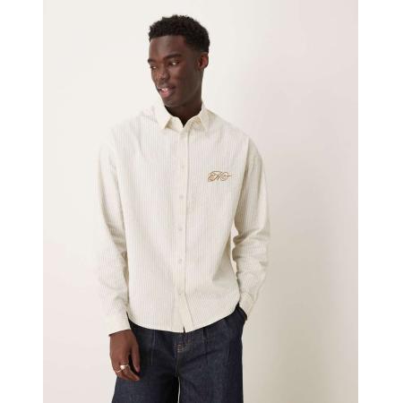 ASOS DESIGN - Jaren 90 gestreept oversized overhemd van seersucker met borduursel op de borst in beige-Neutraal