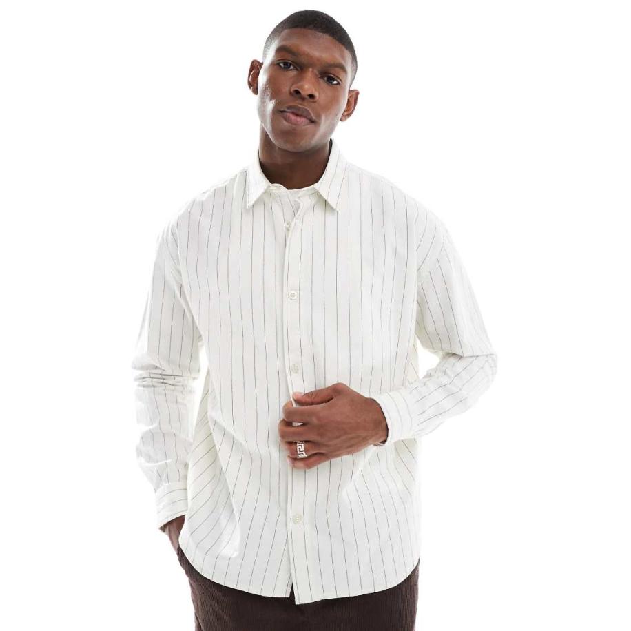 New Look - Gestreept oversized overhemd in gebroken wit Wit