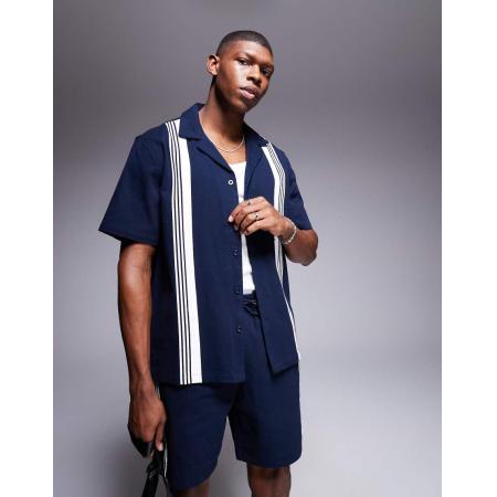 Alma de Ace - Gebreid overhemd met korte mouwen en streepdetail in marineblauw, deel van co-ord set