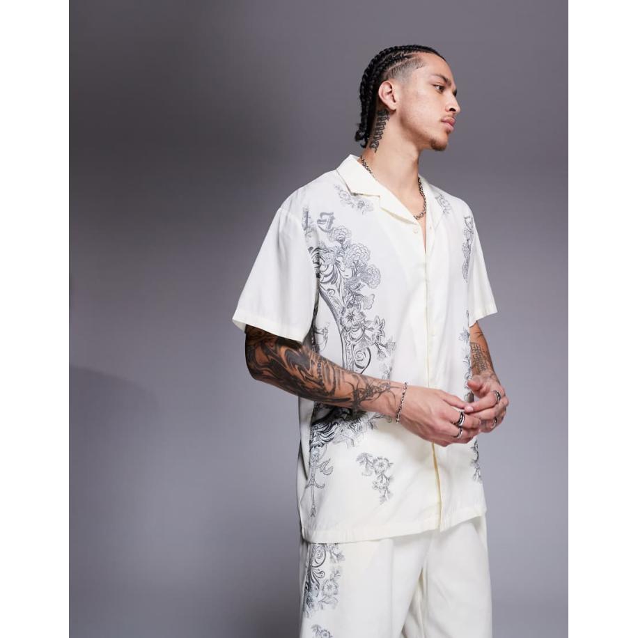 Liquor N Poker - Ruimvallend overhemd met print in gebroken wit, deel van co-ord set Wit