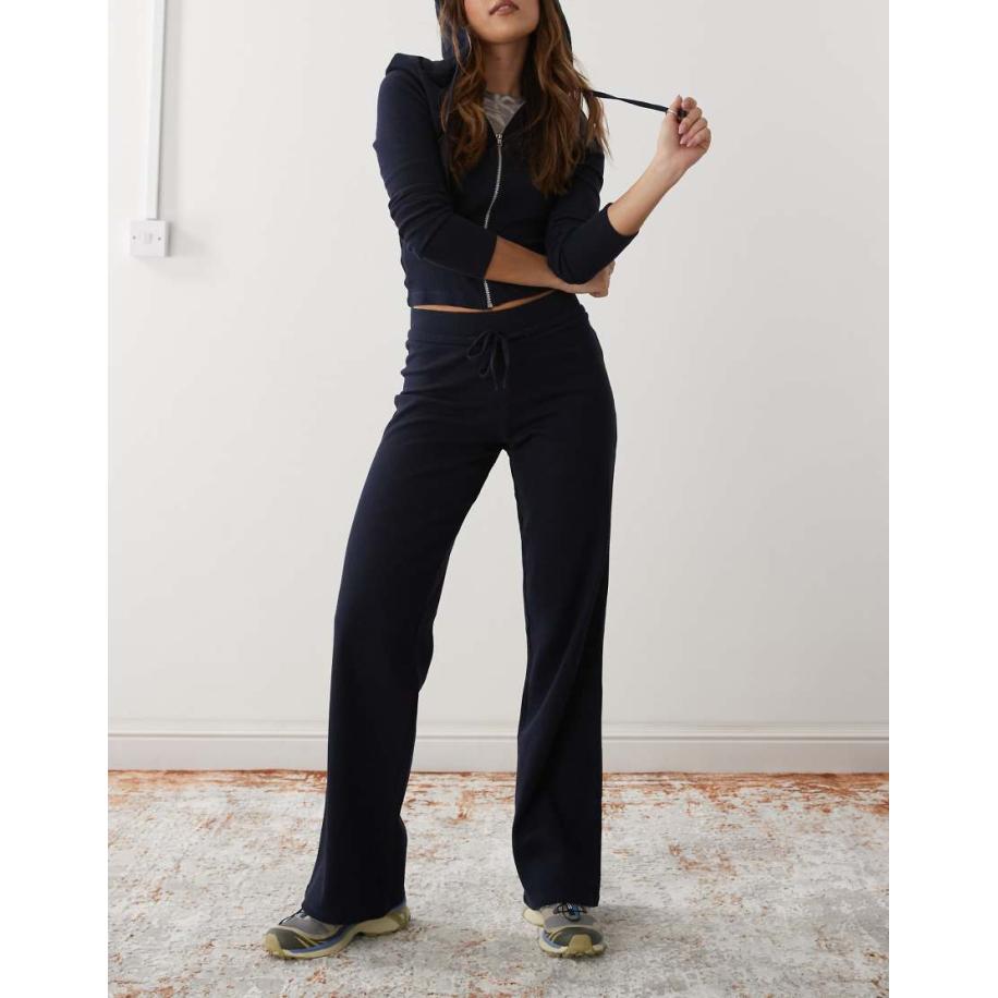 COLLUSION Broek met wafelstructuur en rechte pijpen in marineblauw Blauw