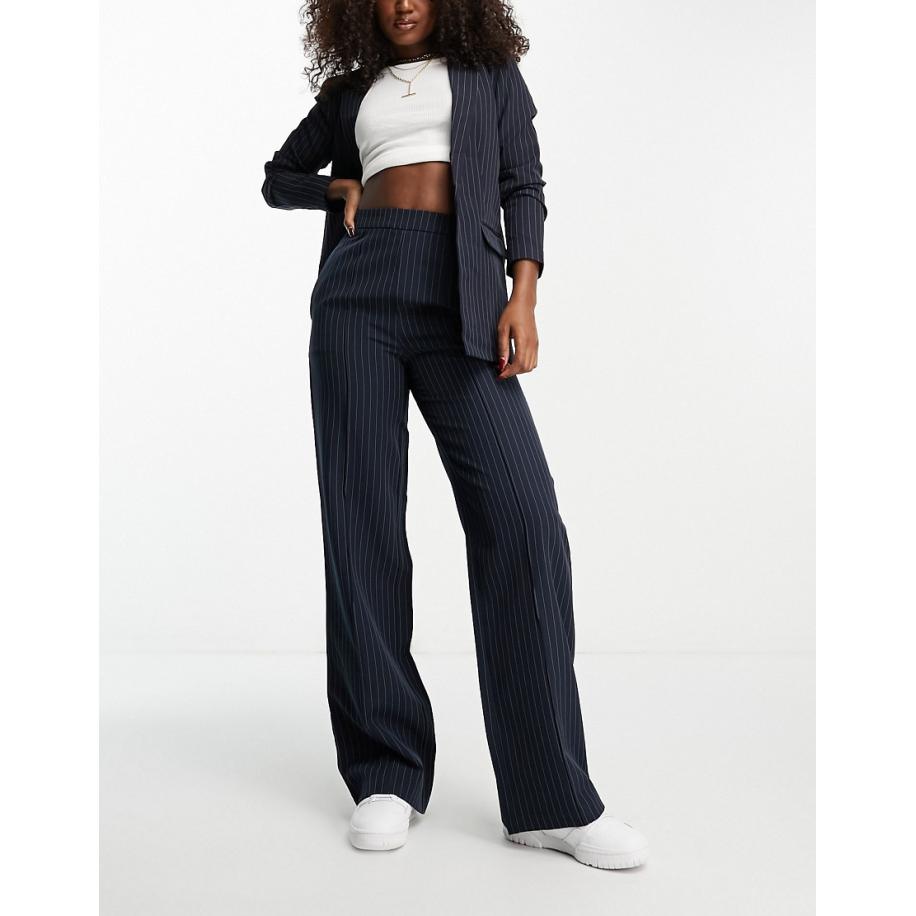 Pieces Elegante broek in marineblauwe krijtstreep, deel van co-ord set Blauw