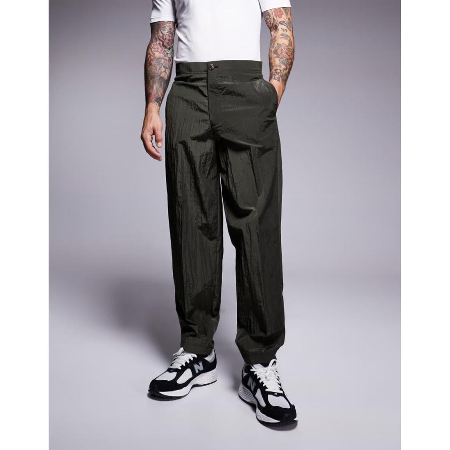 ASOS DESIGN - Pantalon met wijde ronde pijpen in kaki-Groen Groen
