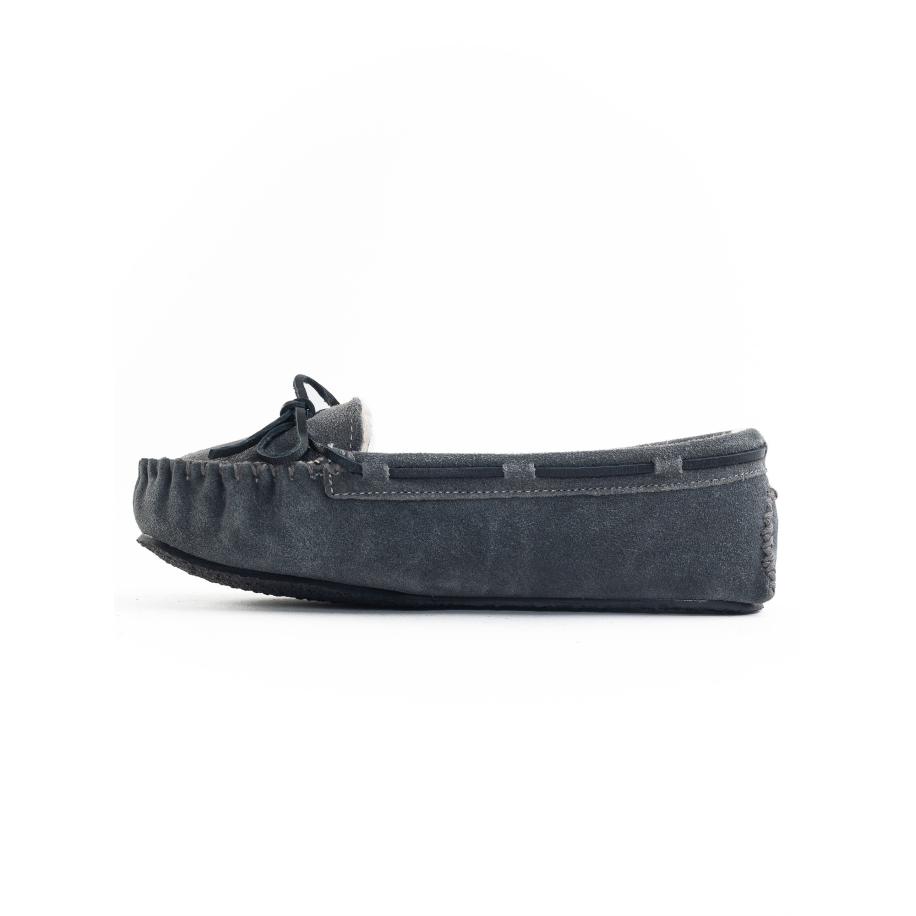 Minnetonka Minnetonka Huisschoenen Cally donkergrijs -