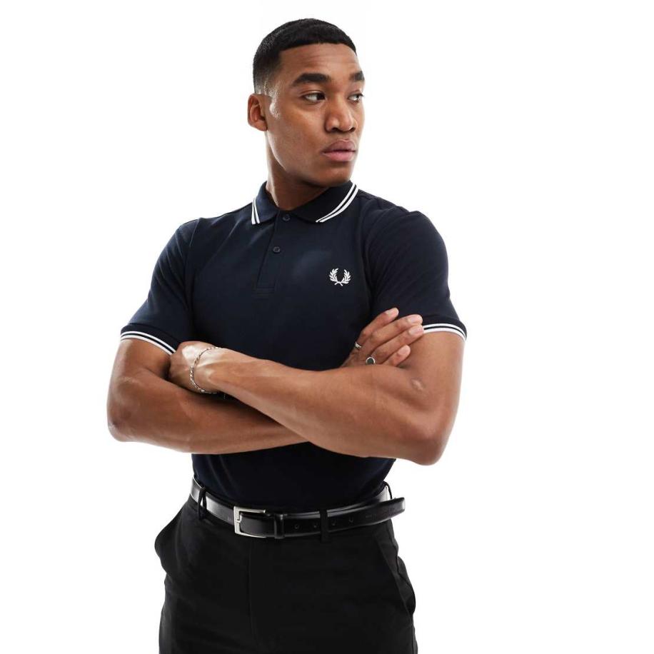 Fred Perry - Polo met logo en dubbel gekleurd randje in marineblauw en wit Blauw