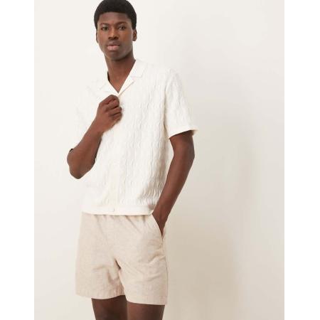 Abercrombie & Fitch - Gebreide resort polo met korte mouwen en knoopsluiting in crème-Wit