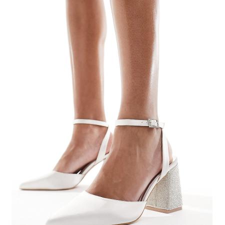 Be Mine Bruidskleding Rylee Schoenen met brede pasvorm en hak met versiering in ivoorwit satijn