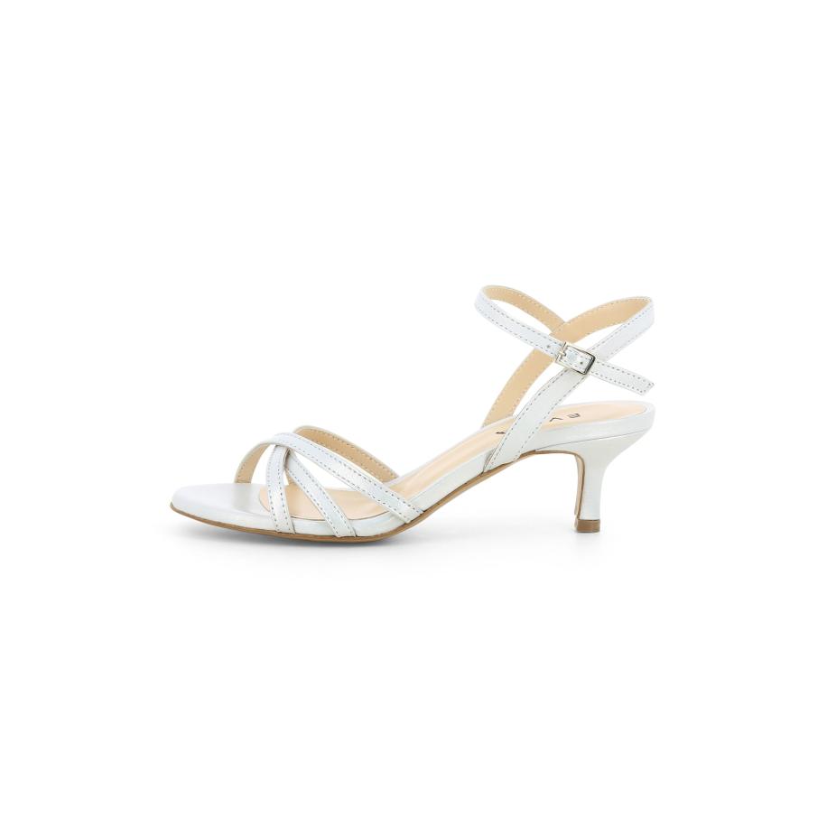 EVITA EVITA Sandalen met riem GIOIA parelwit -