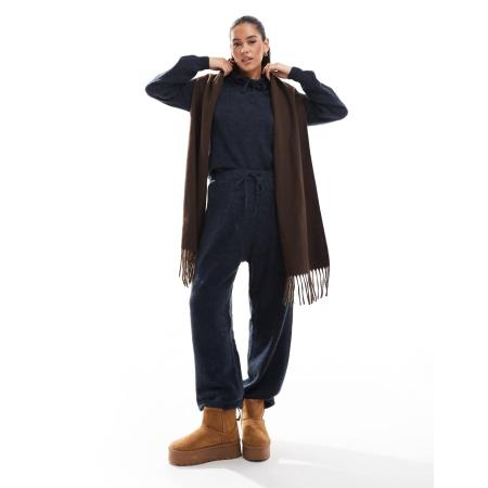 Pieces Gebreide joggingbroek met manchetten in gemêleerd marineblauw, deel van co-ord set