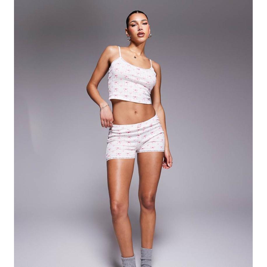 Kaiia Exclusive Ajourgebreide pyjamashort in wit met strikjesprint en roos-knoopje, deel van co-ord set-Veelkleurig Multicolor