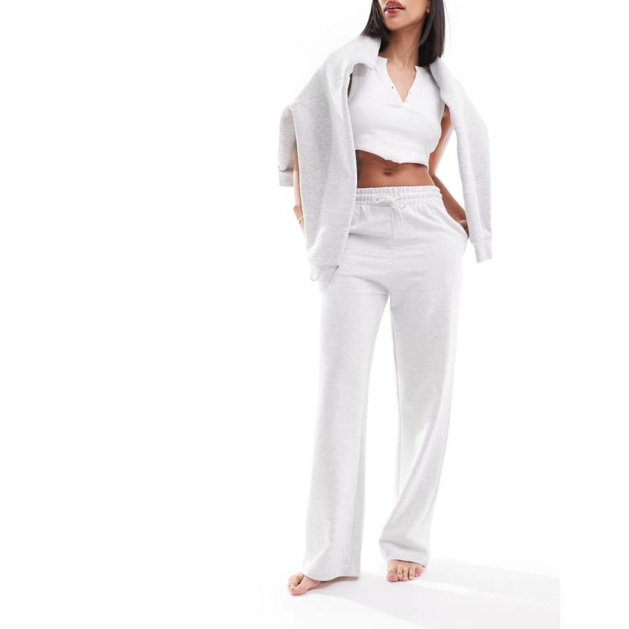 New Look Joggingbroek met wijde pijpen in grijs Grijs