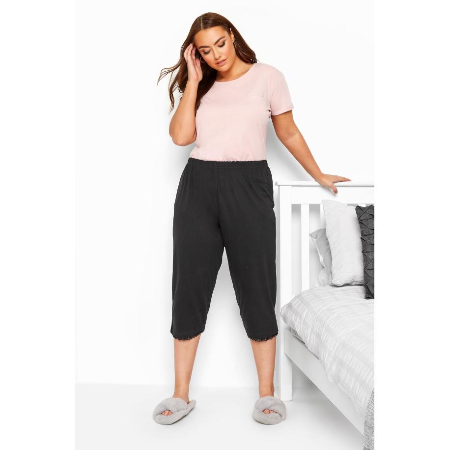 Yours Cropped Pyjamabroek Van Katoen Met Sierkant In Zwartsize 66-68 Zwart