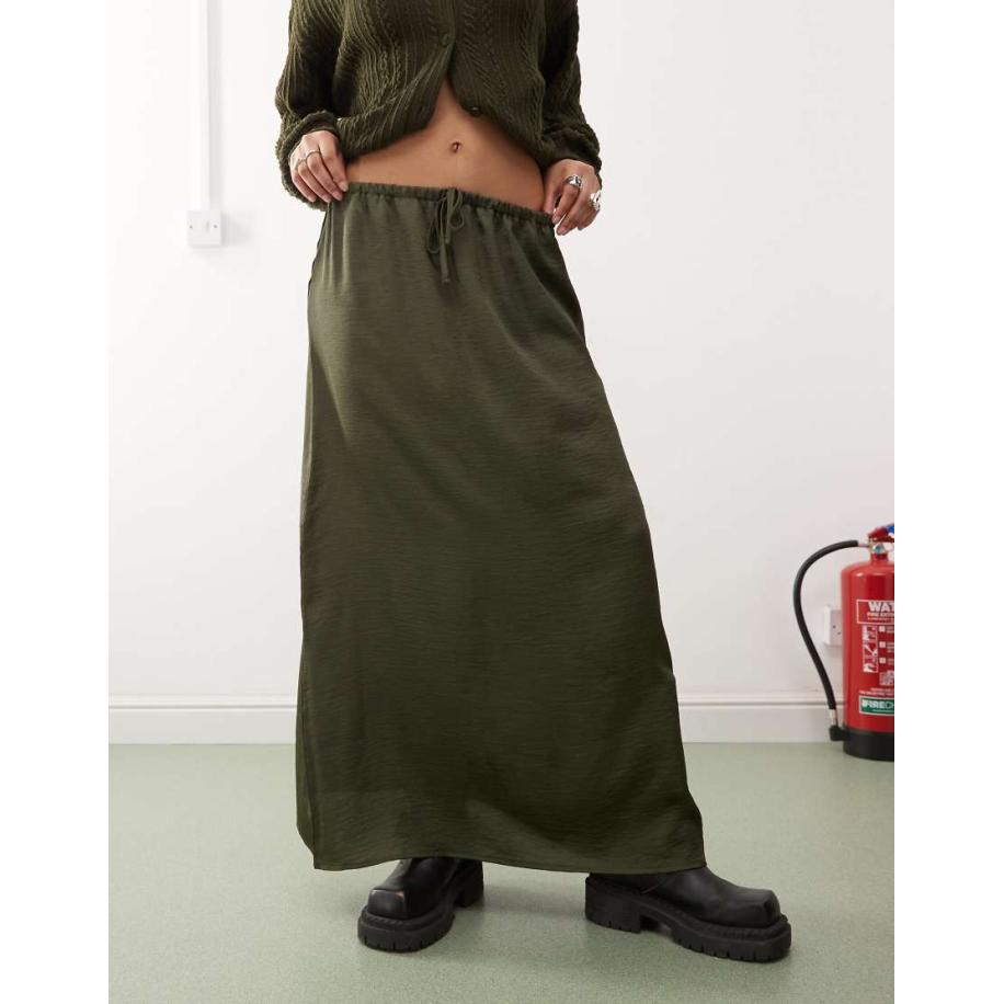 Reclaimed Vintage Satijnen maxi rok in kaki-Groen Groen