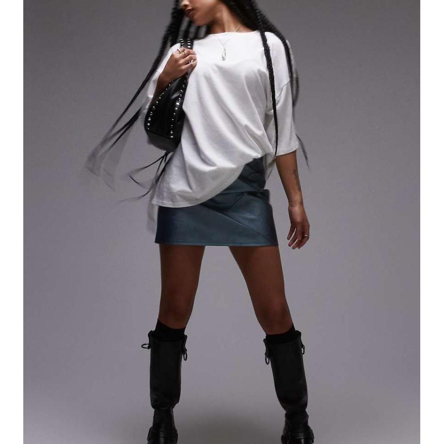 Topshop Petite Korte mini rok van imitatieleer met panelen en naden in metallic donkerblauw Blauw