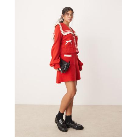 Neon Rose Gebreide minirok met zakdetail in rood, deel van co-ord set