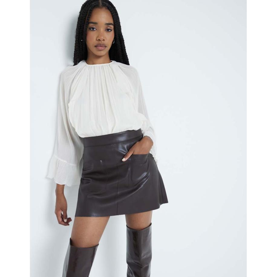River Island Mini rok van imitatieleer met opgestikte zak in donkerbruin Bruin
