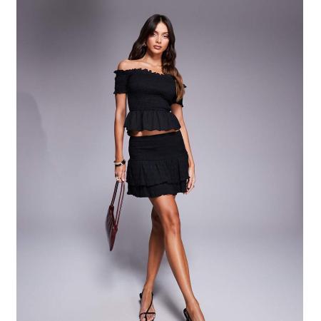 Kaiia Exclusive Rara mini rok met textuur, gesmokte taille en ruches aan de zoom in zwart, deel van co-ord set