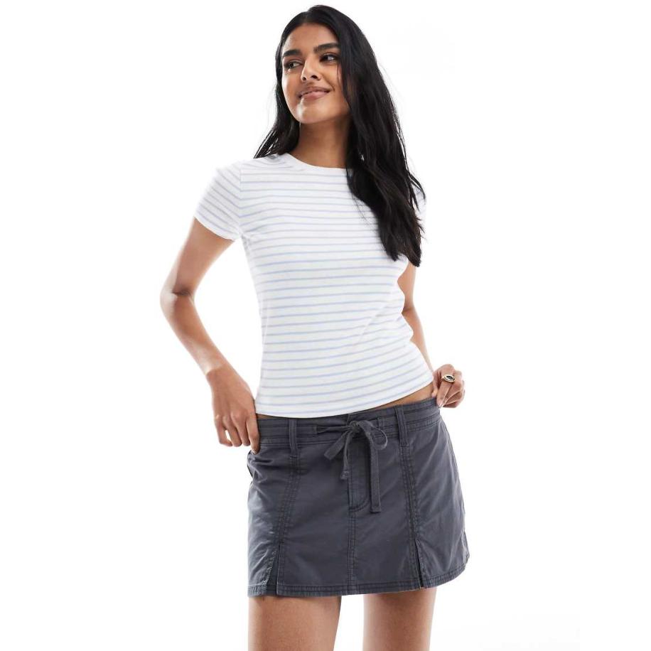 Hollister Geplooide mini rok in grijs Grijs